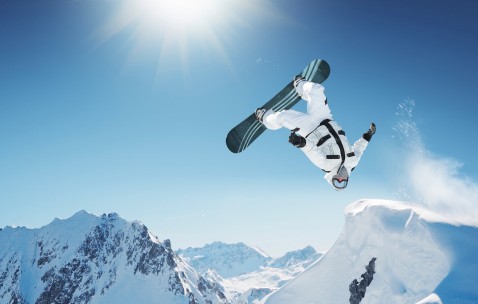 足球赔率-周末WTT大满贯焦点战！利雅得新月迎战费内巴切，险胜或上演